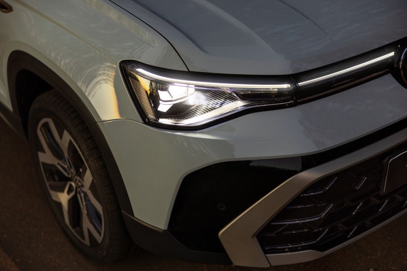 Volkswagen Taos.