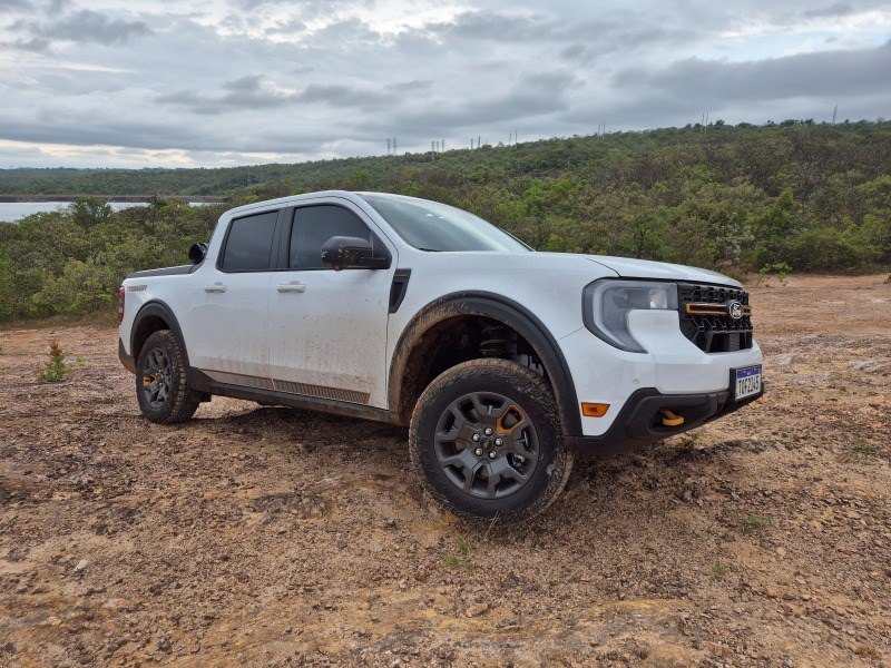Ford Maverick Tremor.