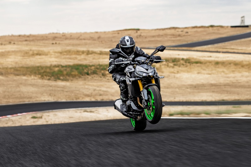 Kawasaki Z1100.