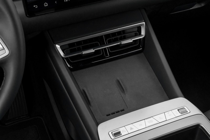 BYD Atto 8.
