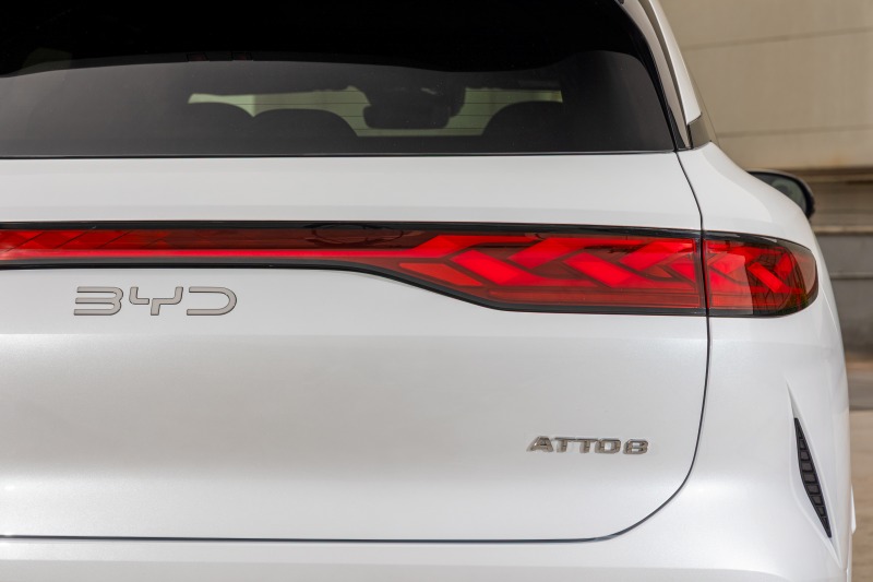 BYD Atto 8.
