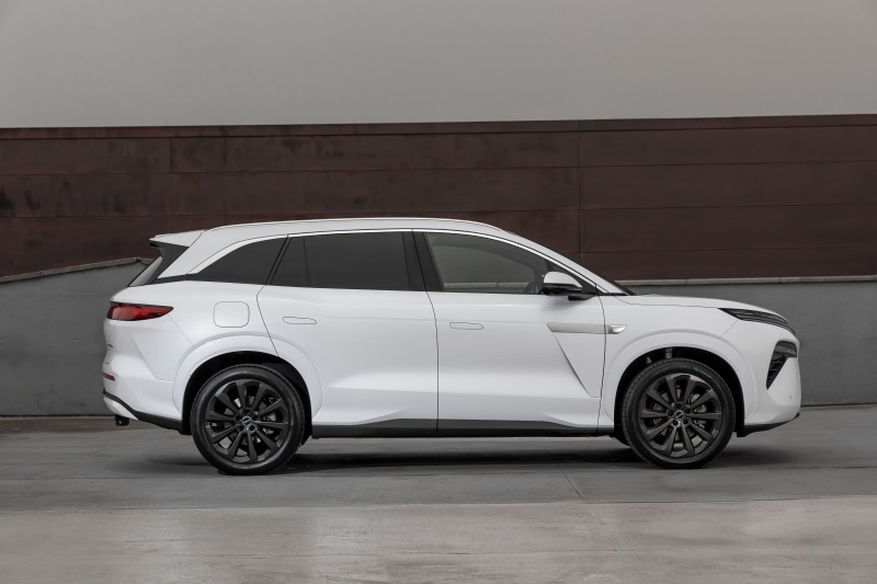 BYD Atto 8.