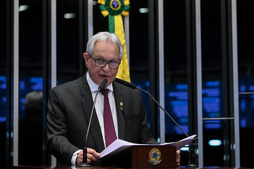​Senador critica PEC do fim da 6×1 e defende modelo com jornada flexível