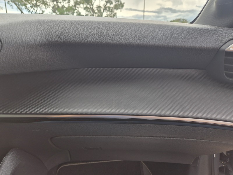 Peugeot 208 GT Hybrid.