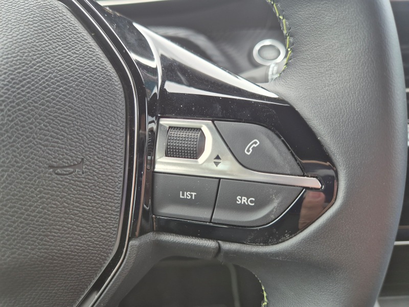 Peugeot 208 GT Hybrid.