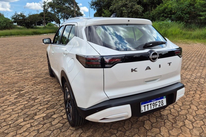 Nissan Kait.