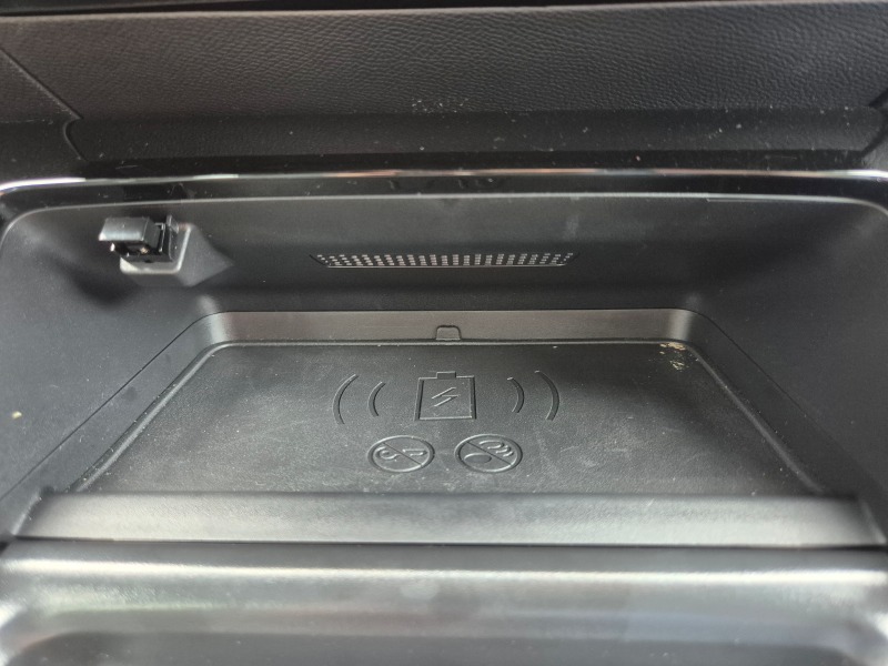 Peugeot 208 GT Hybrid.