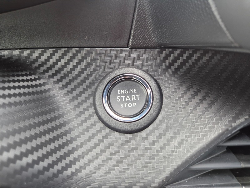 Peugeot 208 GT Hybrid.