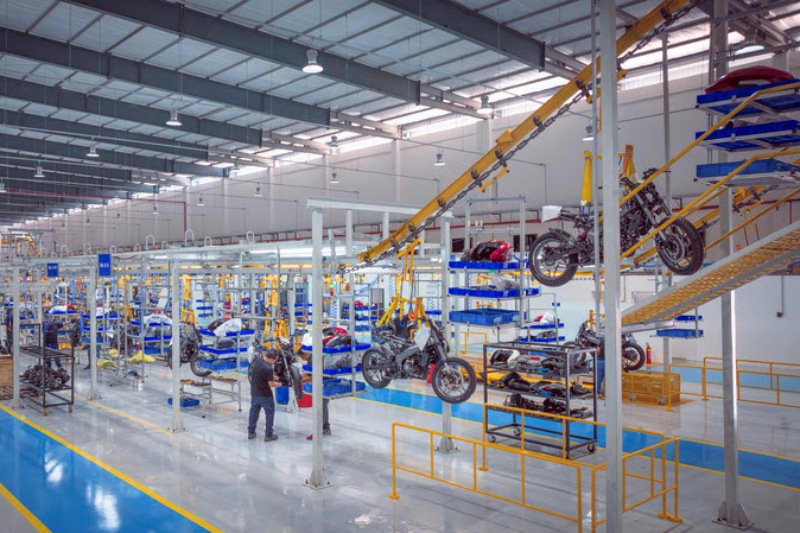 Linha de produção Bajaj.