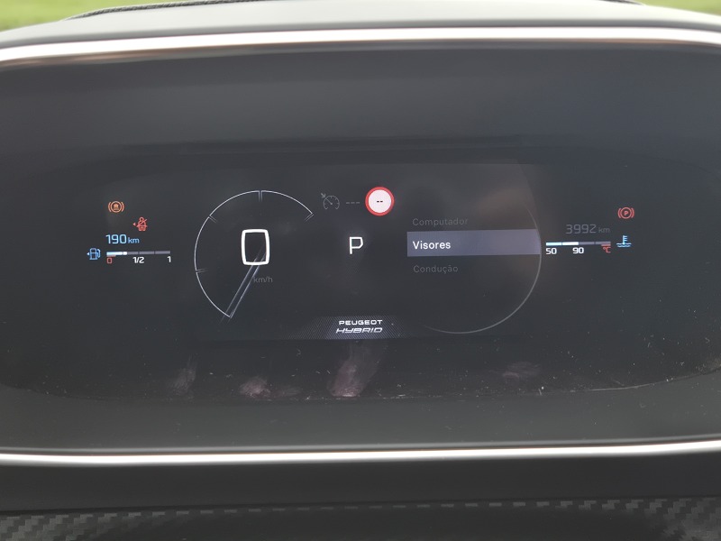 Peugeot 208 GT Hybrid.