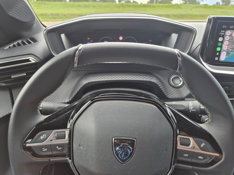 Peugeot 208 GT Hybrid.