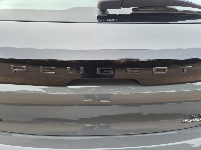 Peugeot 208 GT Hybrid.